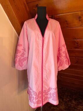 Tuckernuck Hyacinth House Pink Embroidery Mini Arem Kaftan sz L
